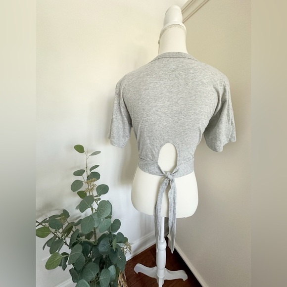 Aerie Women’s Gray Wrap Tie Back Crop Top Size XS - Picture 4 of 12